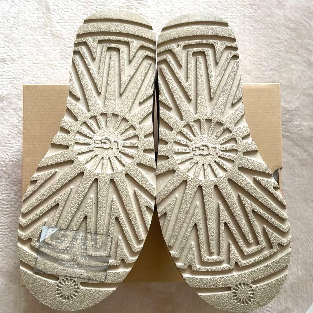 ［正規品］希少カラー UGG クラシック　ウルトラ ミニ プラットフォーム　23