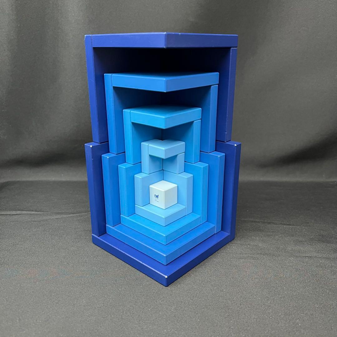 ネフ社　Naef　セラ　Cella　青　積み木　ピエール・クラーセン