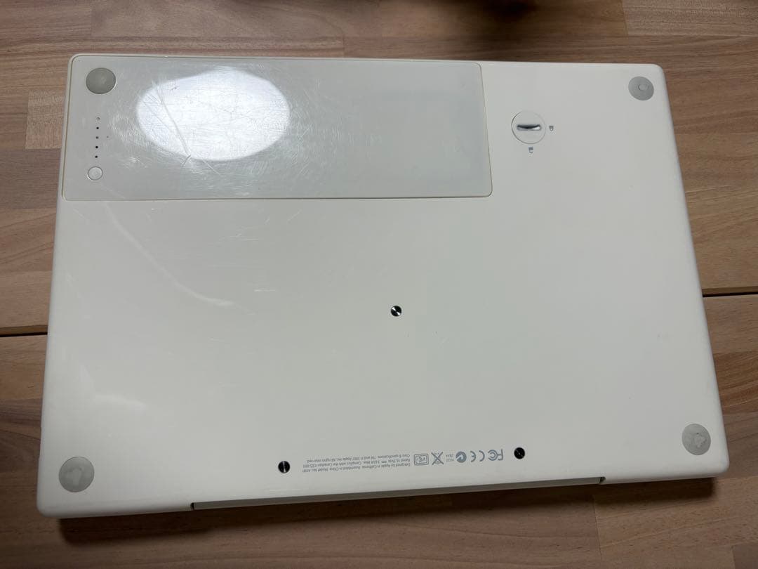 A1181 MacBook Core2Duo2.4GHz グレードアップ箇所多数