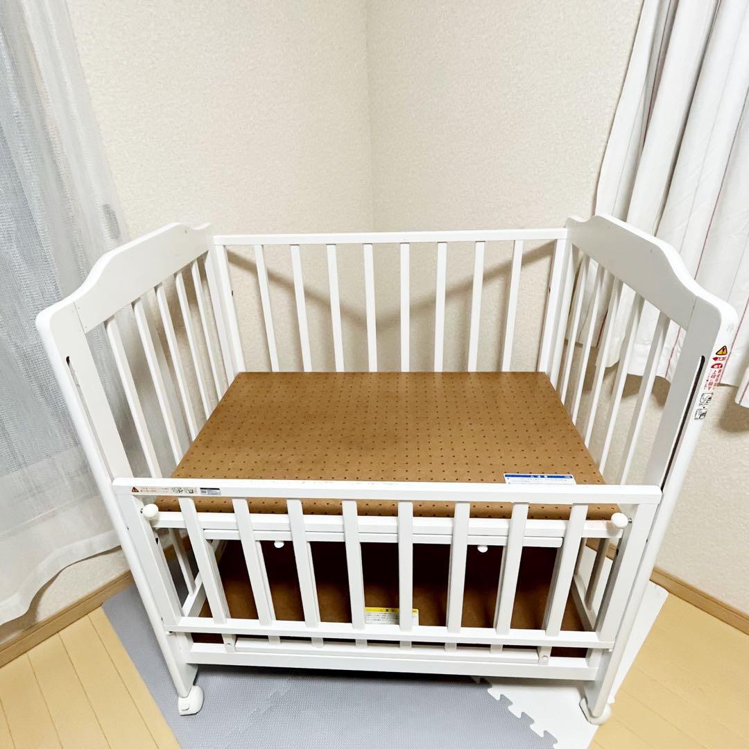 【一点限り❣️便利❣️】カトージ　ミニベビーベッド　ミニタチベッド⭐︎ もぬく