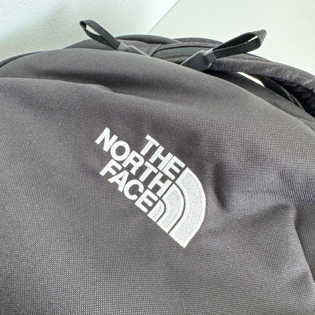 【美品】THE NORTH FACE VAULT バックパック リュック 27L