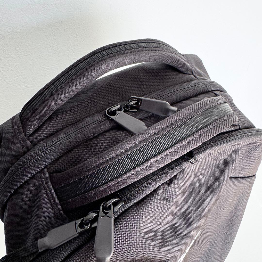 【美品】THE NORTH FACE VAULT バックパック リュック 27L