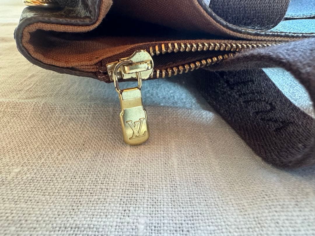 LOUIS VUITTON カバボブール　モノグラム トートバッグ