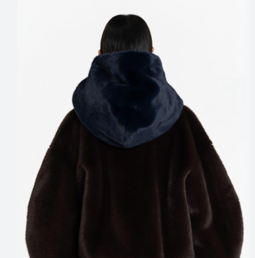 AMOMENTO フェイクファーバラクラバ　ネイビー