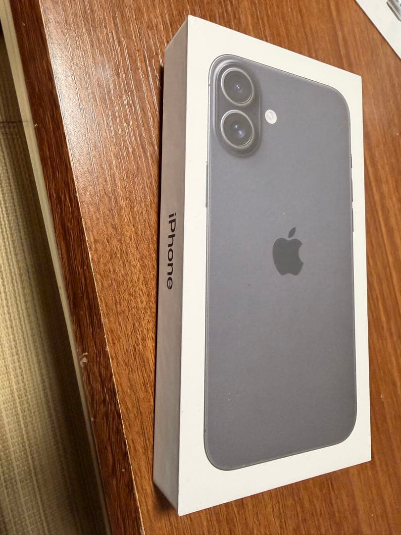 【充放電回数28】iPhone16 PLUS(256GB)ブラック