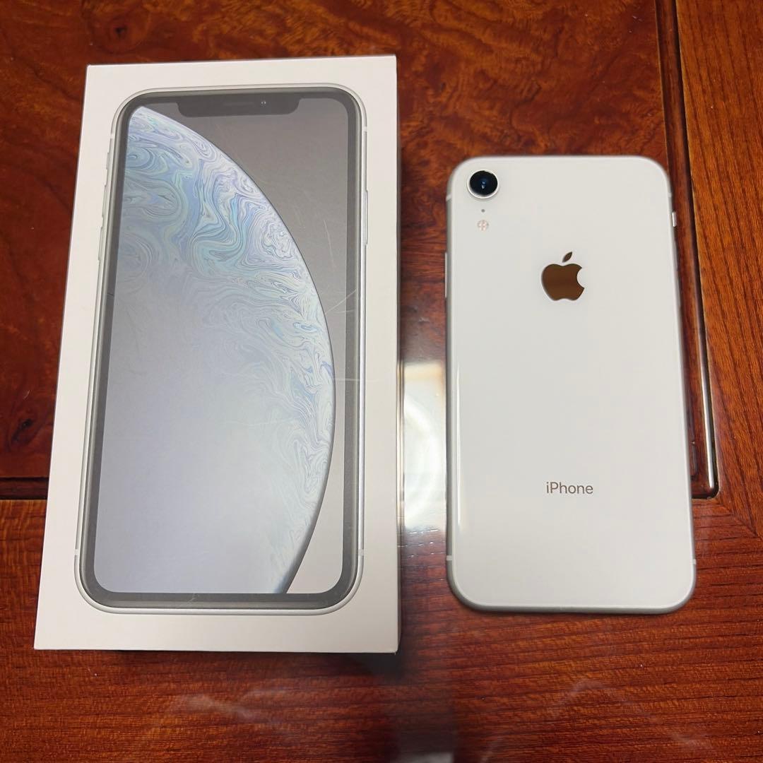 iPhoneXR 本体 64GB ホワイト