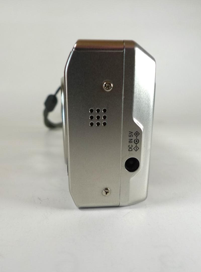 美品★Fujifilm FinePix F810 コンパクトデジタルカメラ動作品