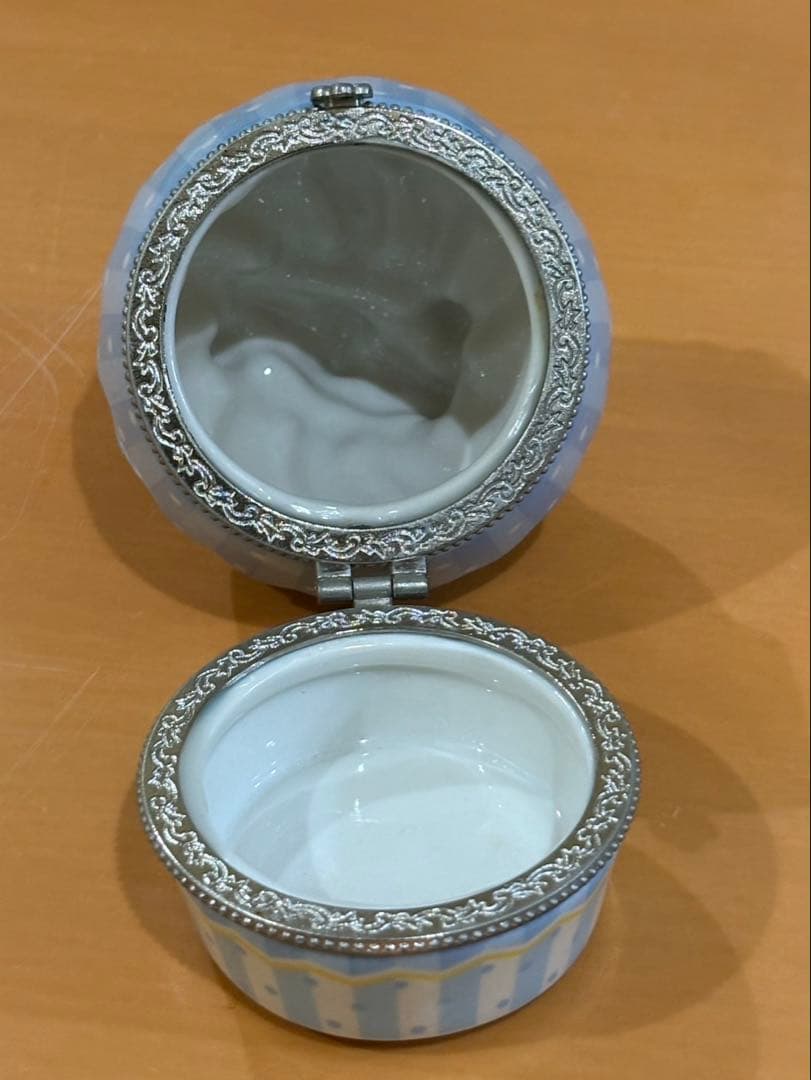 Villeroy&Boch スプリングデコレーション 小物入れ