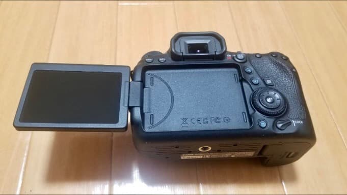 【thu tran 】Canon EOS 6D Mark2 ボディ