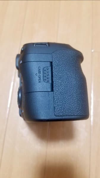 【thu tran 】Canon EOS 6D Mark2 ボディ