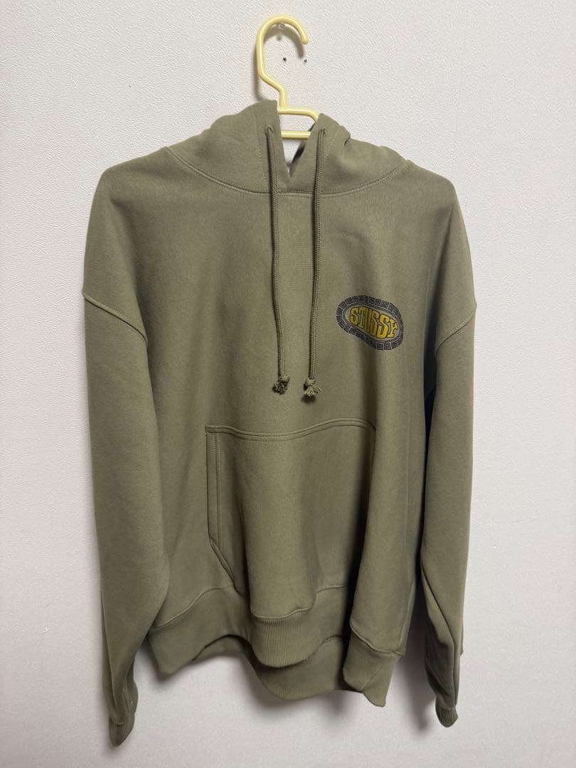 Stussy オリーブ色 パーカー Lサイズ