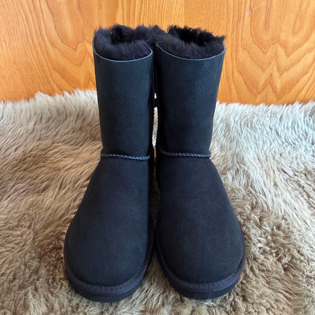 新品・未使用品 UGG アグ CLASSIC BAILEY BOW 24.0cm