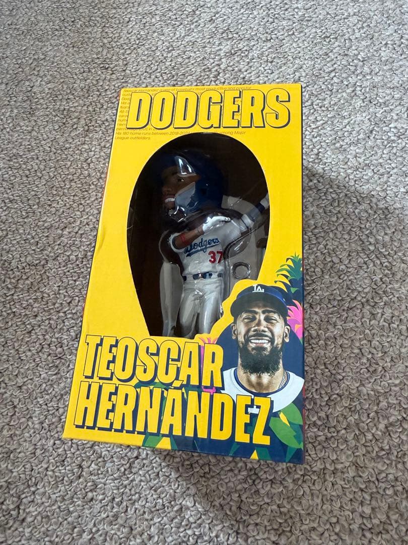 未開封　ドジャース テオスカー・エルナンデス フィギュア