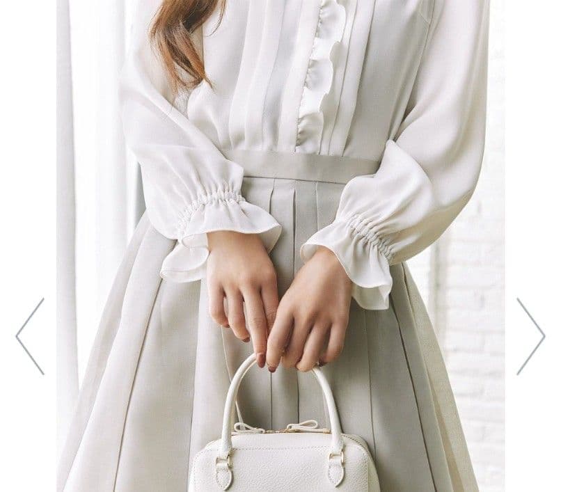 【最終値下げ‼️‼️】美品✨TOCCAブラウス