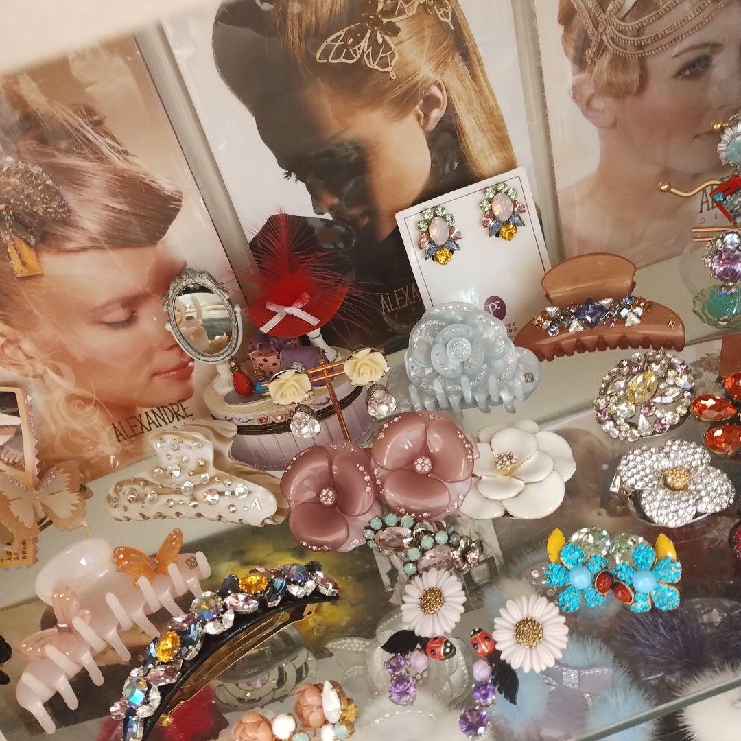 ②ー1 入手困難➠➠アレクサンドルドゥパリスワロフスキーパープル双子カメリア