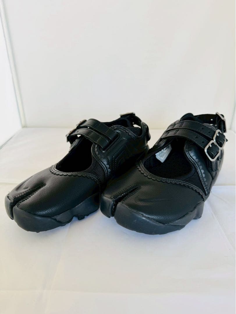 き*ぁ様 ナイキ ウィメンズ エアリフト ブリーズ トリプルブラック 25.0c