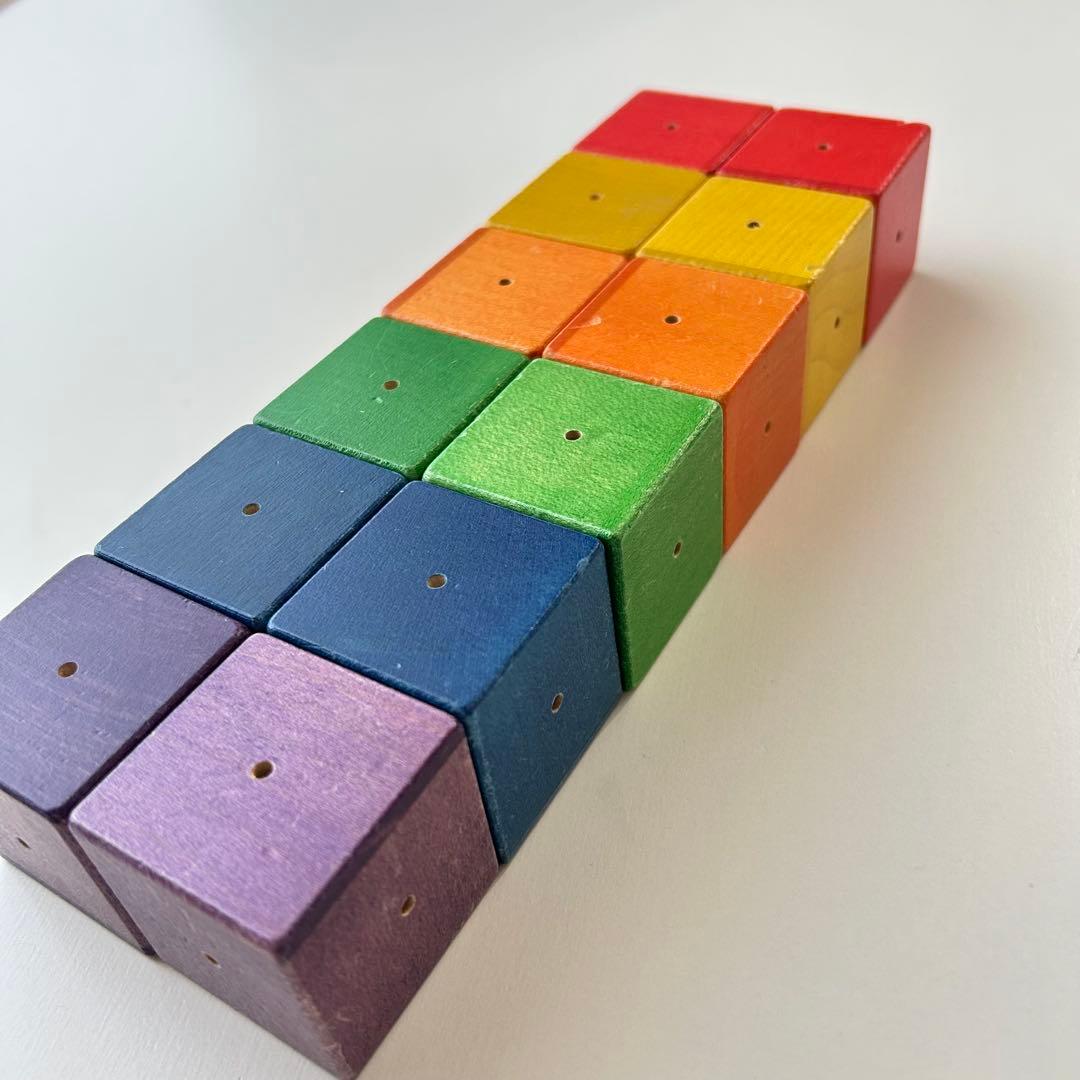 ベビーキューブ　ジーナ社　ルーピング　フリズル　　ボーネルンド　知育玩具