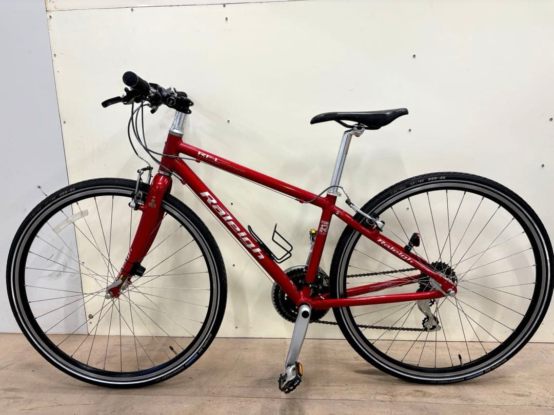 ⭕️英国名車RALEIGH（ラレー）｜大人の赤が映える｜街乗りに映える上質デザイン