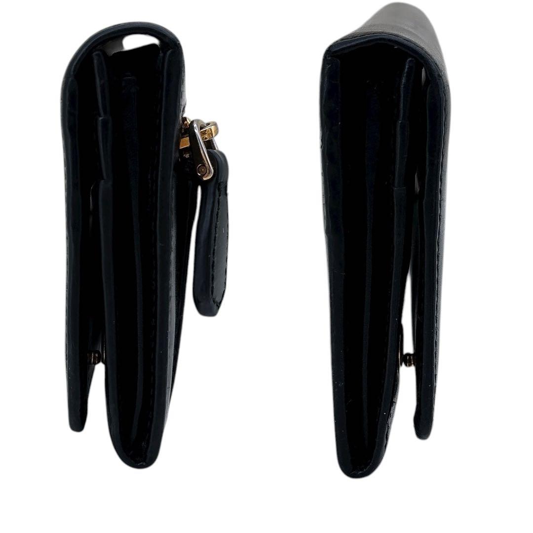 プラダ/サフィアーノ/長財布/二つ折り/BP0241/背面ファスナー付き/レザー