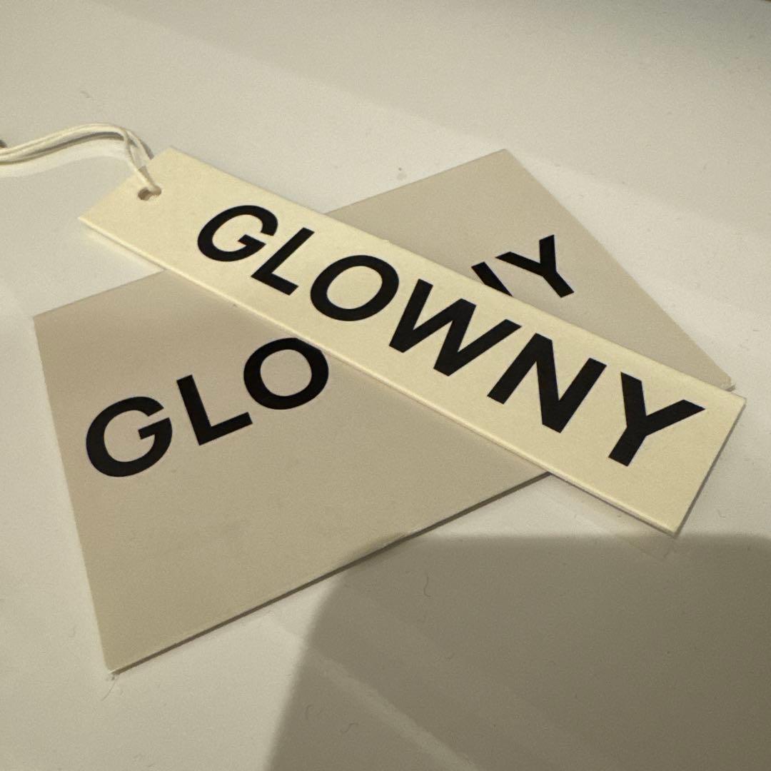 【アイドル着用】GLOWNY ISA ASYMMETRICAL KNIT TOP