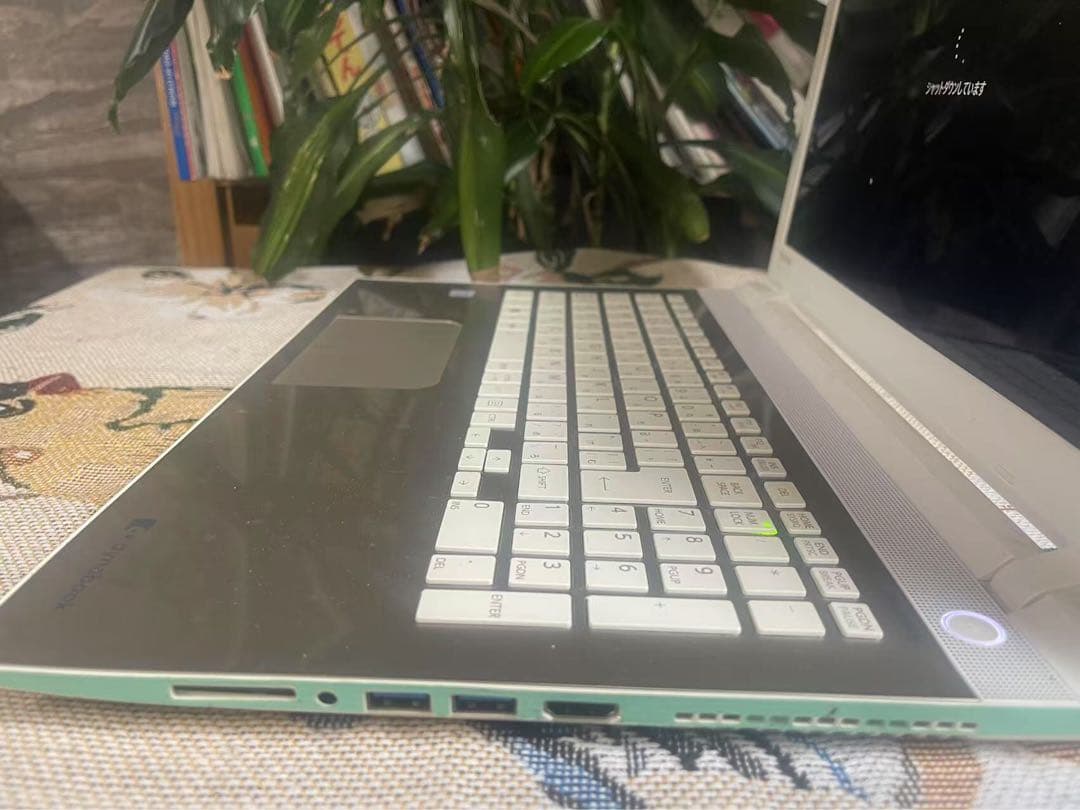 東芝✨サクサク動く✨薄型✨ノートパソコン✨人気のdynabook✨