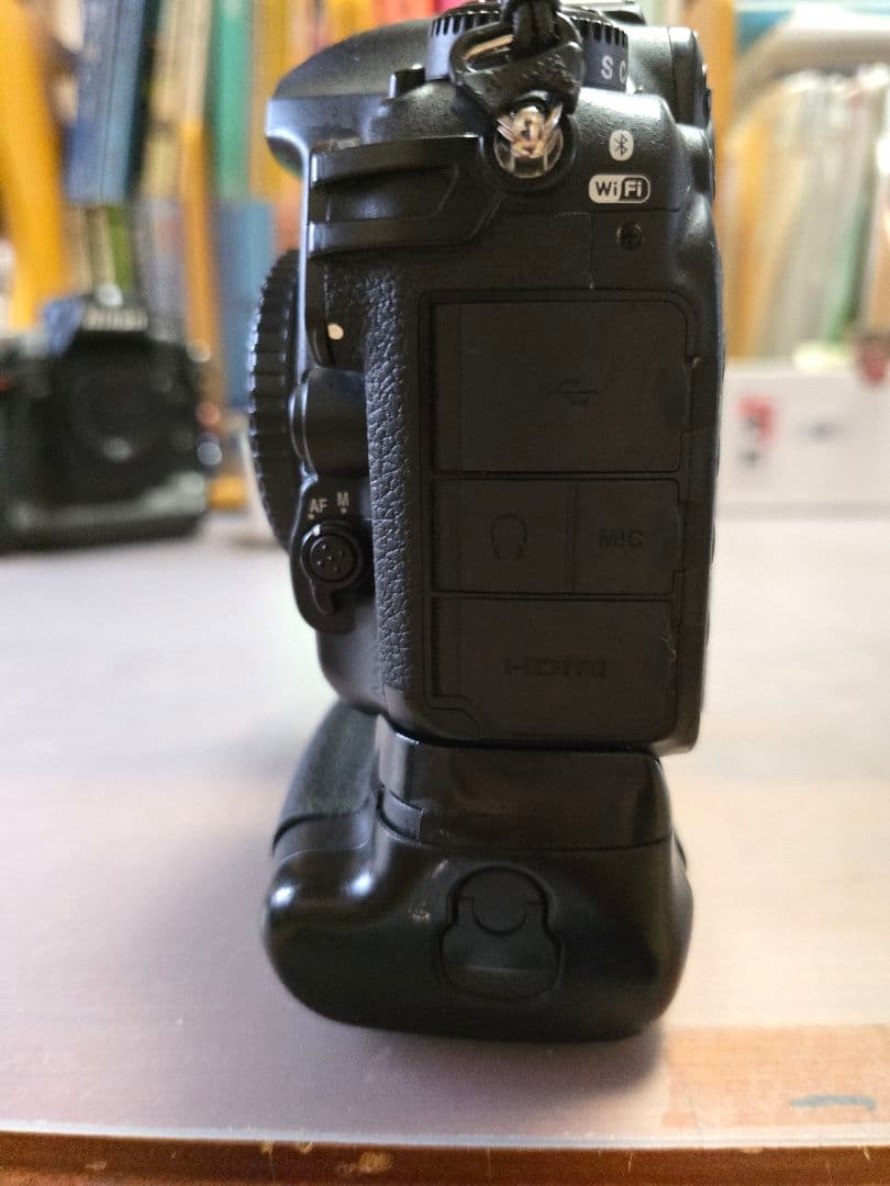 Nikon D500 デジタル一眼レフカメラ MB-D17