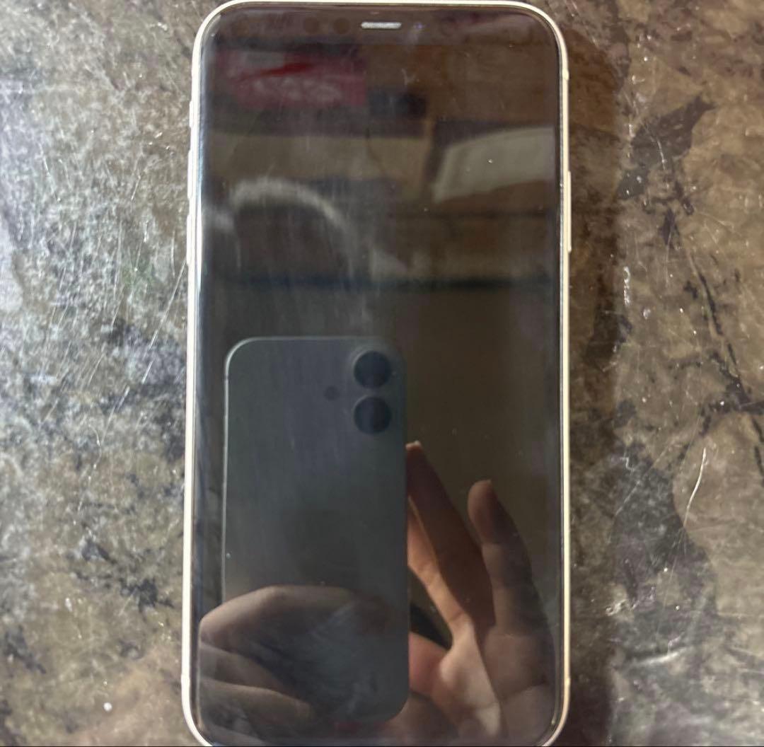 Apple iPhone 11 ホワイト 本体動作問題なし