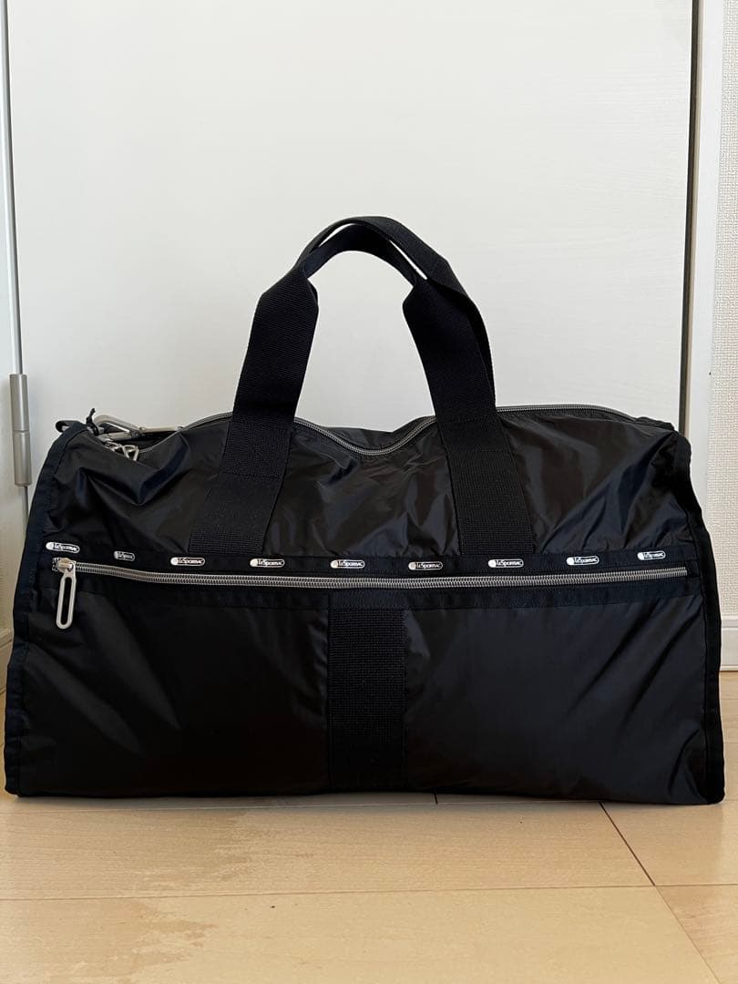 LeSportsac エッセンシャルボストンバッグ　ブラック