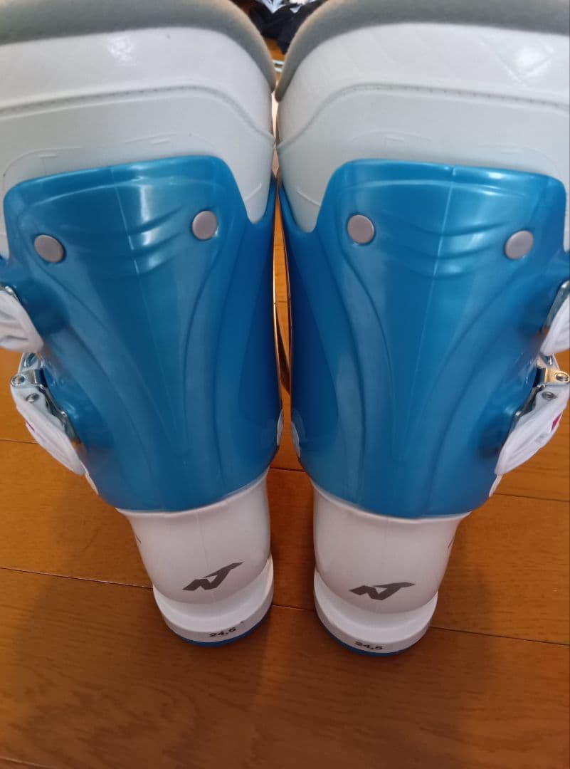 Nordica ノルディカ 女性用スキーブーツ　24.5cm 新品