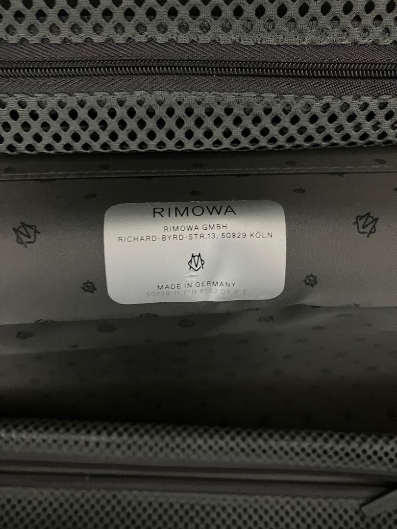 リモワ　キャリーケース