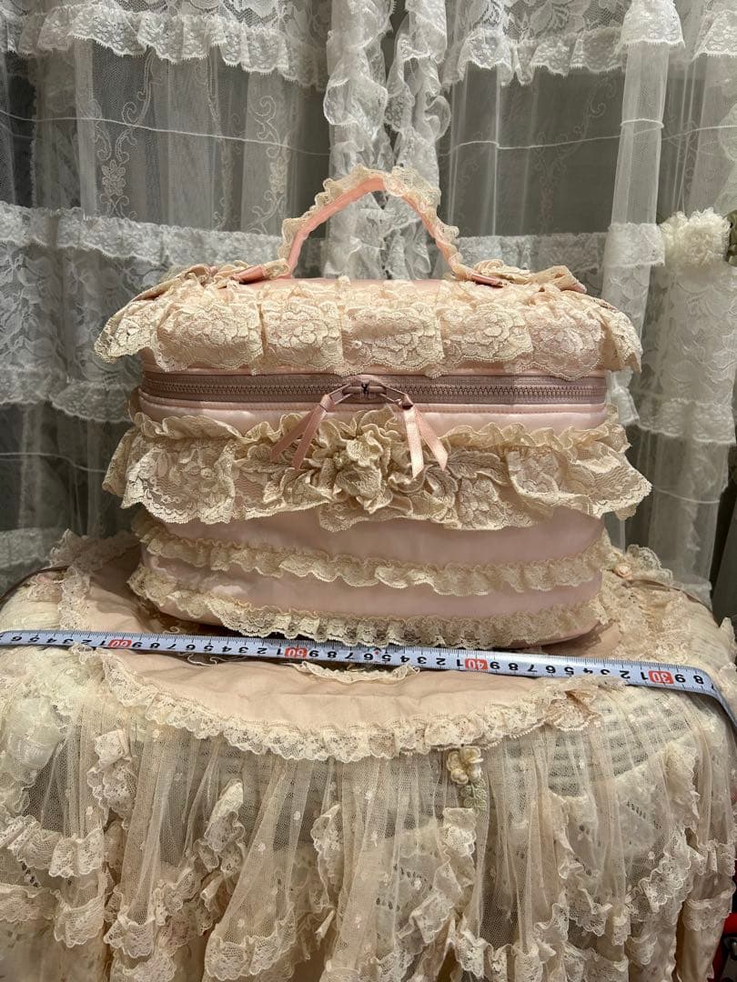 さえらamifie レースポーチ ピンクフリフリ可愛い大●横30×28持ち手入れ