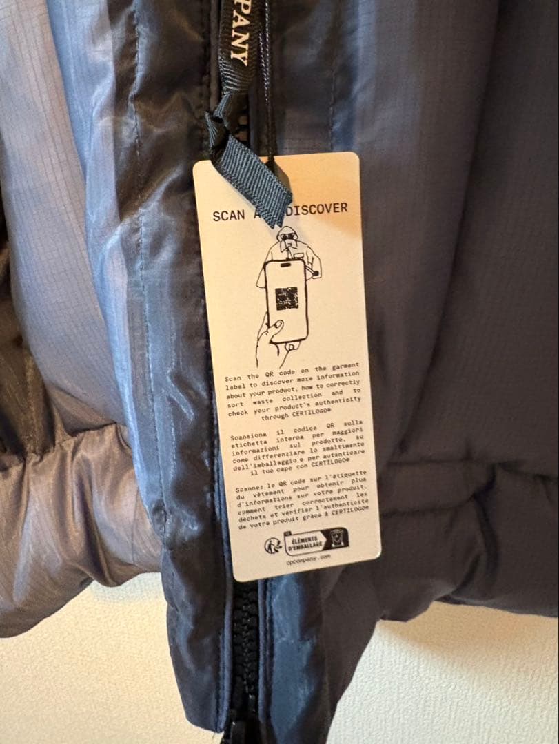 C.P. COMPANY ダウンジャケット