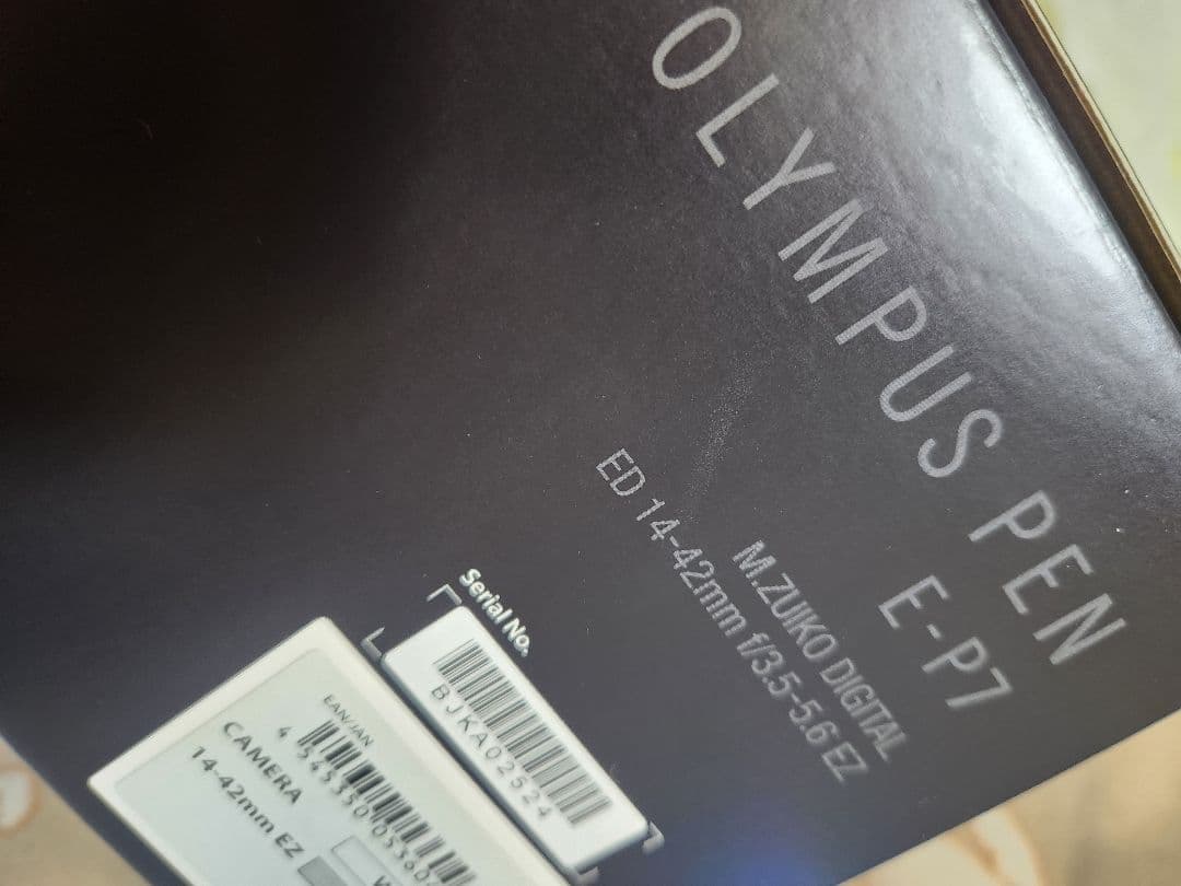 OLYMPUS PEN E-P7 ミラーレス一眼 ホワイト