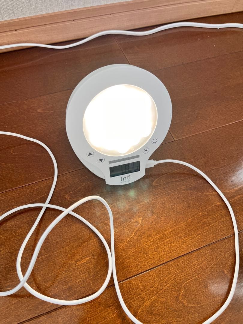 【半額】Inti4s トトノエライト先発品　生産終了　2万ルクス　めざましライト