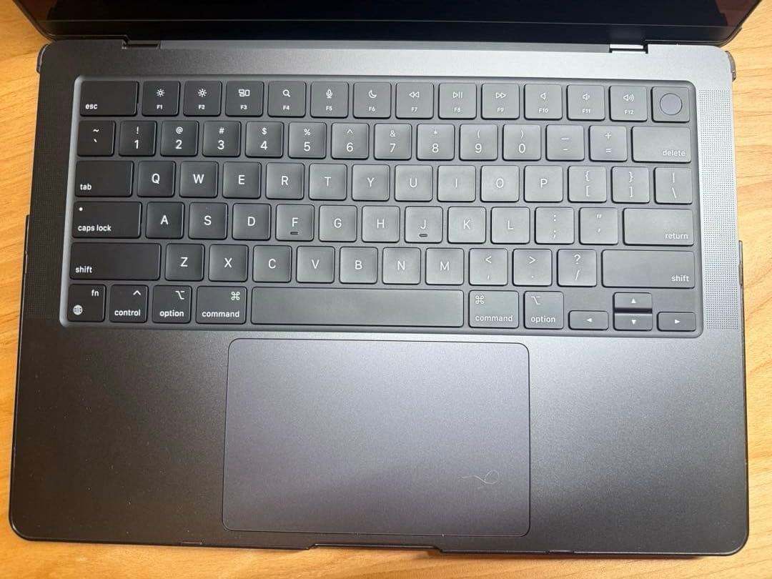 MacBook Pro M4 メモリ16GB SSD512GB スペースブラック