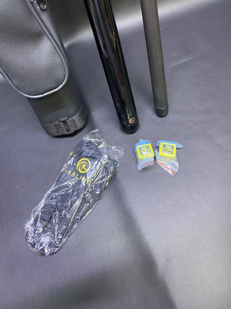 新品未使用 KHEALING ビリヤード キュー カーボン ブルー/ブラック