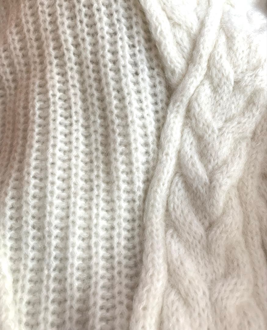 AMERI BACK CABLE KNIT バックケーブルニット ホワイト