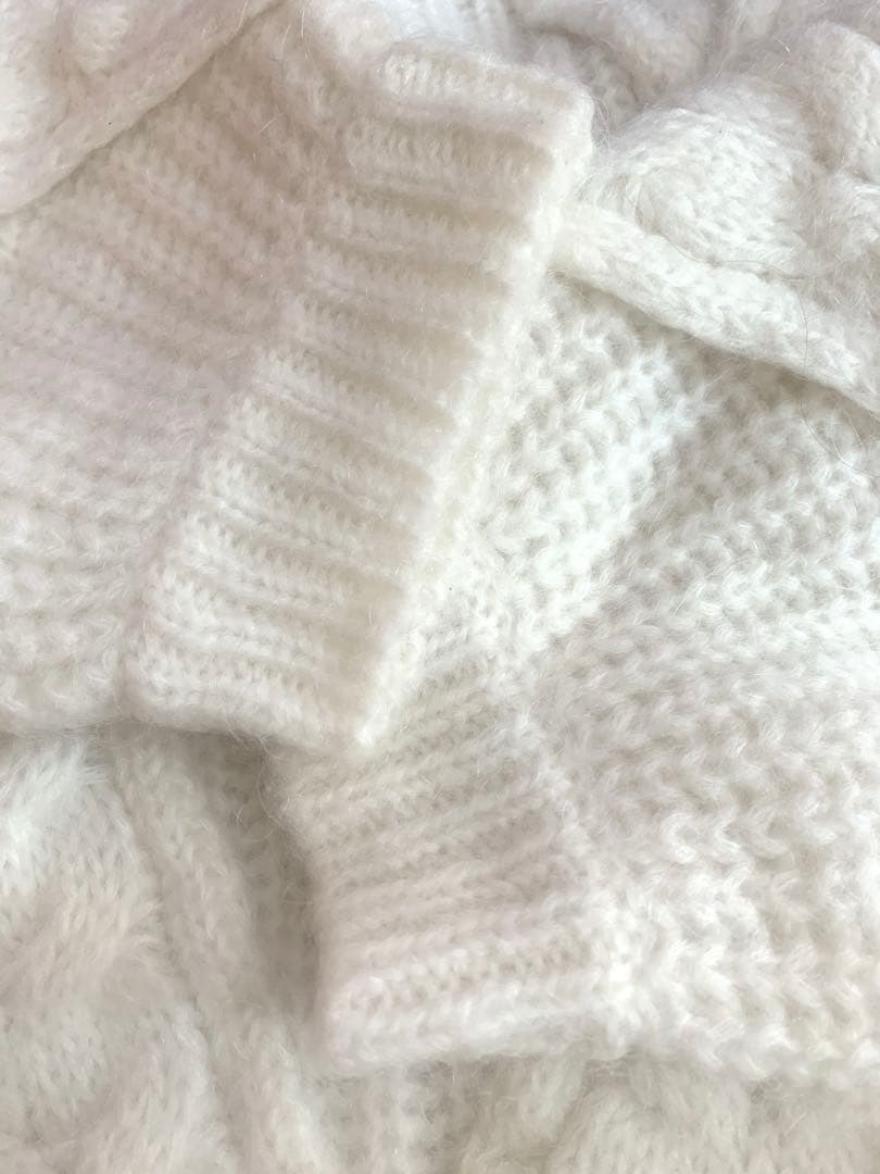 AMERI BACK CABLE KNIT バックケーブルニット ホワイト