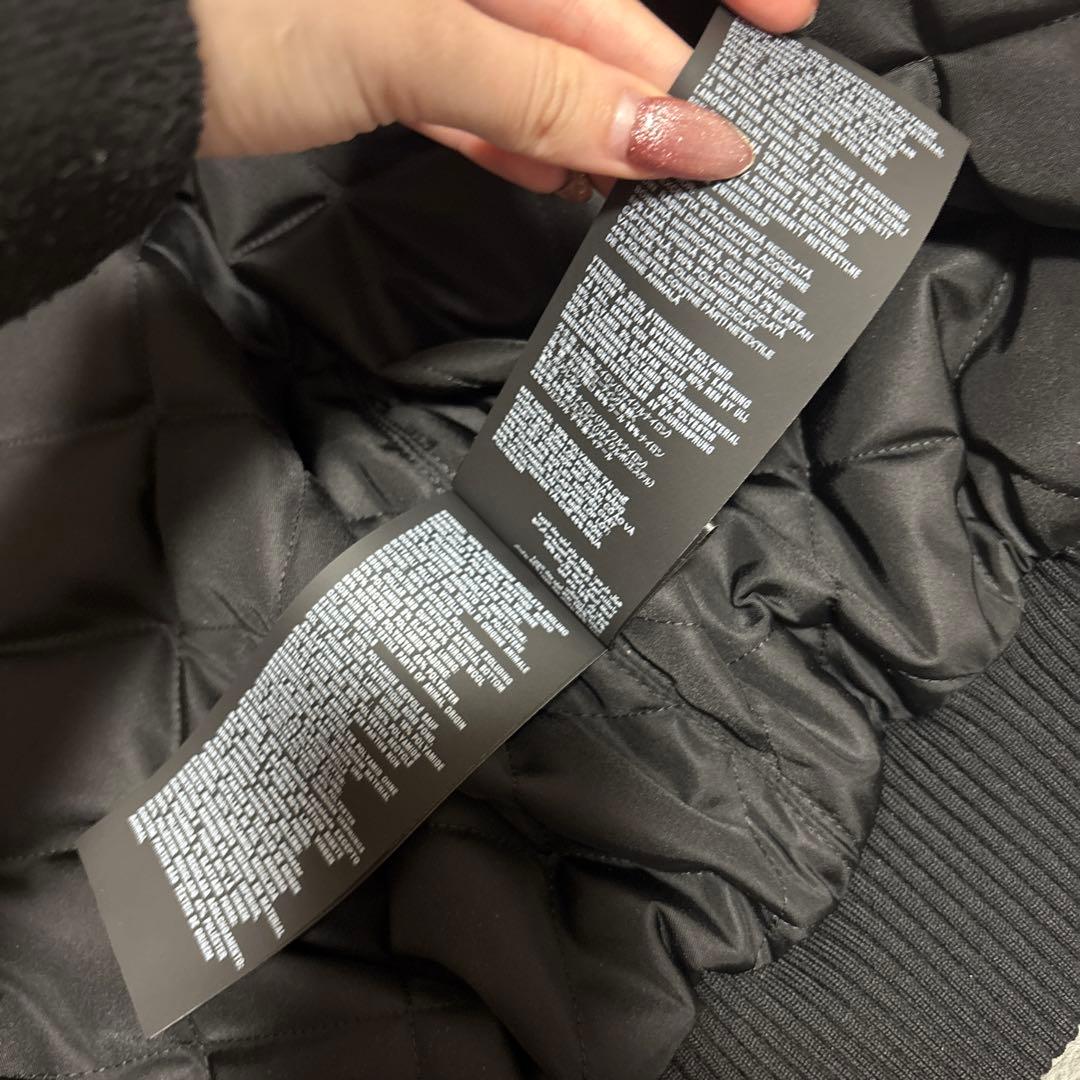 プラダ　Re-Nylon ボンバージャケット