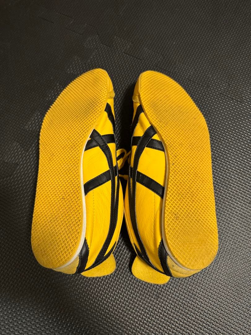 オニツカタイガー　メキシコ66 イエロー