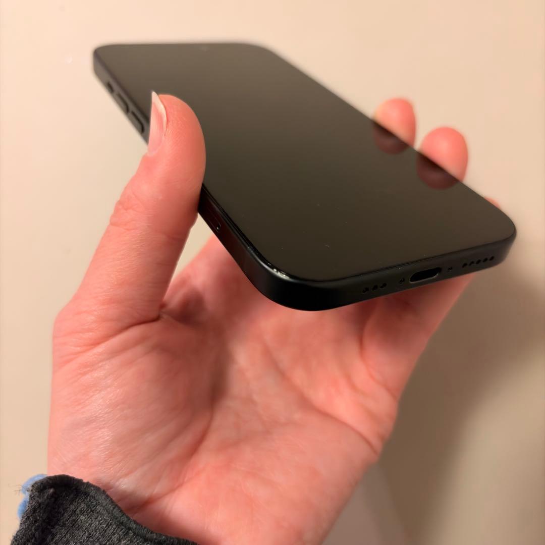 iPhone15 256GB SIMフリー　ブラック