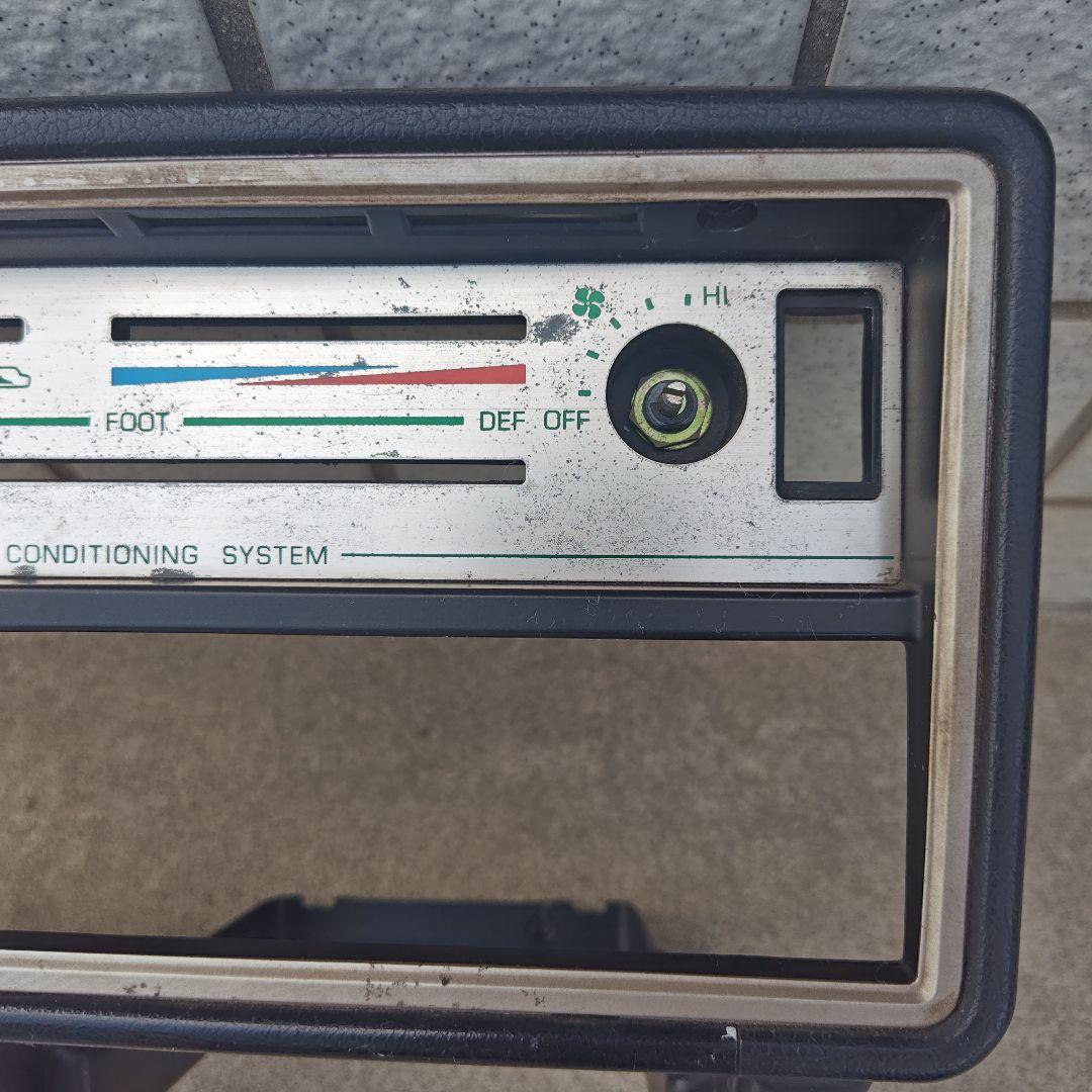 R30スカイライン エアコンパネル