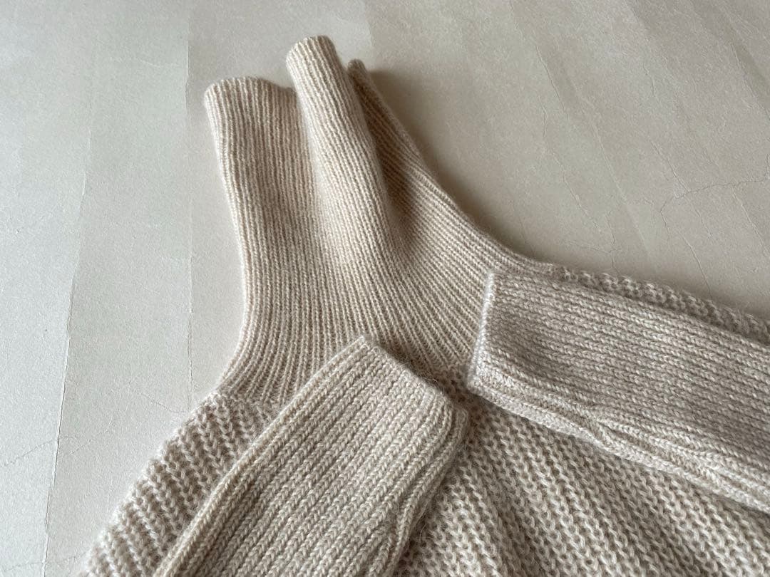 未使用◼️ニコルソンアンドニコルソン ワイド身幅ウールタートルニット