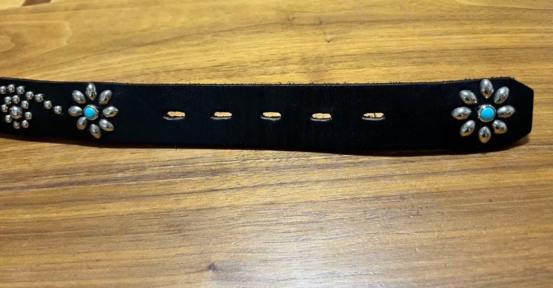 お*す様 HTC Belt 32⭐️HTCターコイズスタッズベルト/財布キムタク