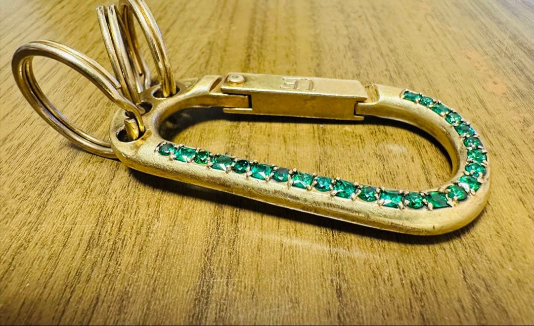 ユニフォームエクスペリメント キーリング キーホルダー 金