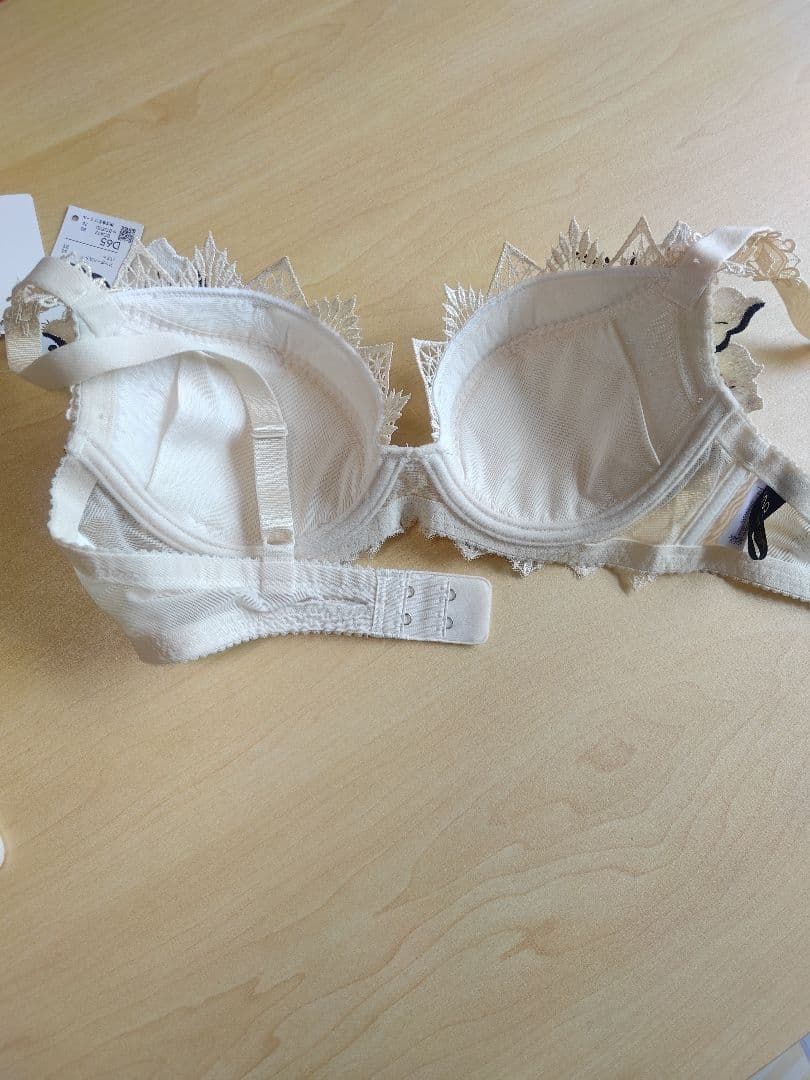 サルート プレステージ 72G D65+TショーツM