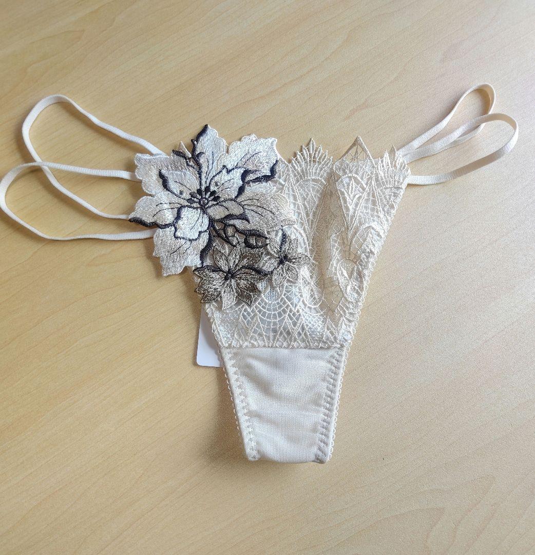 サルート プレステージ 72G D65+TショーツM