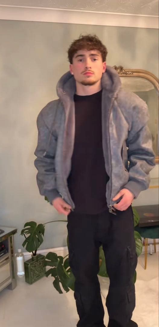 最終値下げ　ZARA リバーシブル　ボンバー　ジャケット M