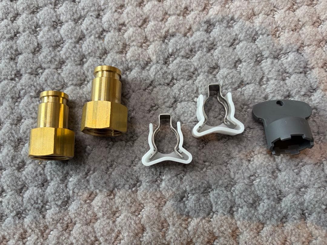 シングルレバー　混合水栓　KVK製：KM6061ECT