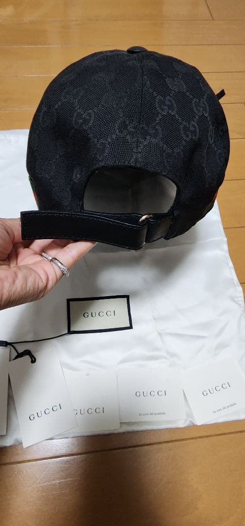 GUCCI ブラック ベースボールキャップ GGパターン　Sサイズ
